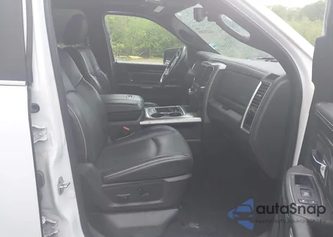 2017 Ram 1500 Limited 4X4 5'7 Box from USA, damaged, VIN 1C6RR7PT1HS843881